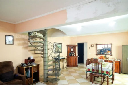 Casa para venda e locação no Campo Belo de 120M² com 3 dormitórios, 1 suíte e 3 vagas