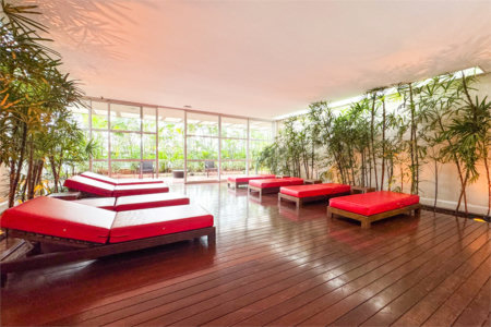 Apartamento de Alto Padrão no Campo Belo para venda com porteira fechada, com 4 dormitórios suítes e 4 vagas com lazer de club.