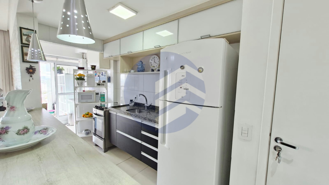 Apartamento à venda com 3 quartos, sendo 1 suíte, em Jardim Esmeralda, São Paulo - SP