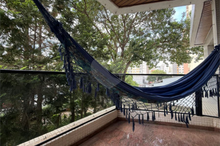 Apartamento à venda com 3 quartos, sendo 1 suíte, em Vila Paulicéia, São Paulo, SP