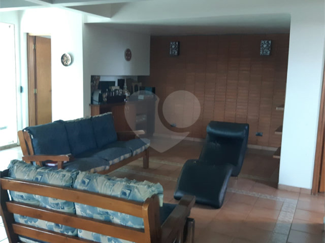 Apartamento à venda com 4 quartos, sendo 1 suíte,  em Tremembé, São Paulo, SP