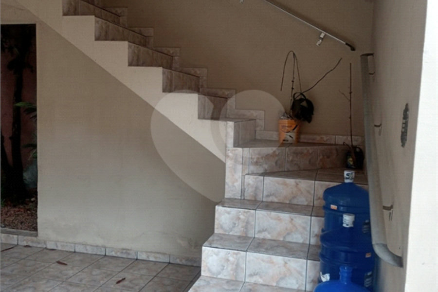 Casa à venda com 3 quartos, sendo 1 suíte, em Parque Edu Chaves, São Paulo, SP