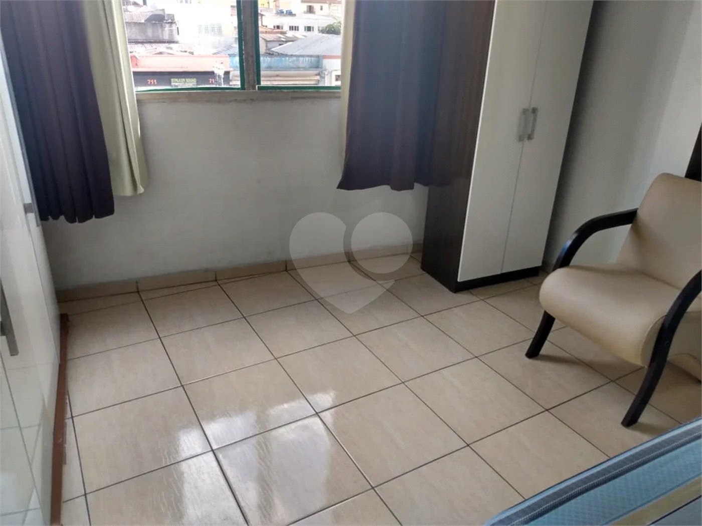 Apartamento 1 dorm, sala, cozinha, banheiro a venda no Centro