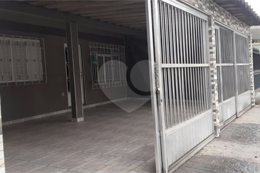 Casa à venda com 6 quartos, sendo 2 suítes, em Freguesia do Ó, São Paulo, SP