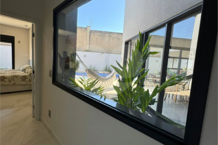Casa à venda com 3 suítes no condomínio Reserva Central Parque, Salto - SP
