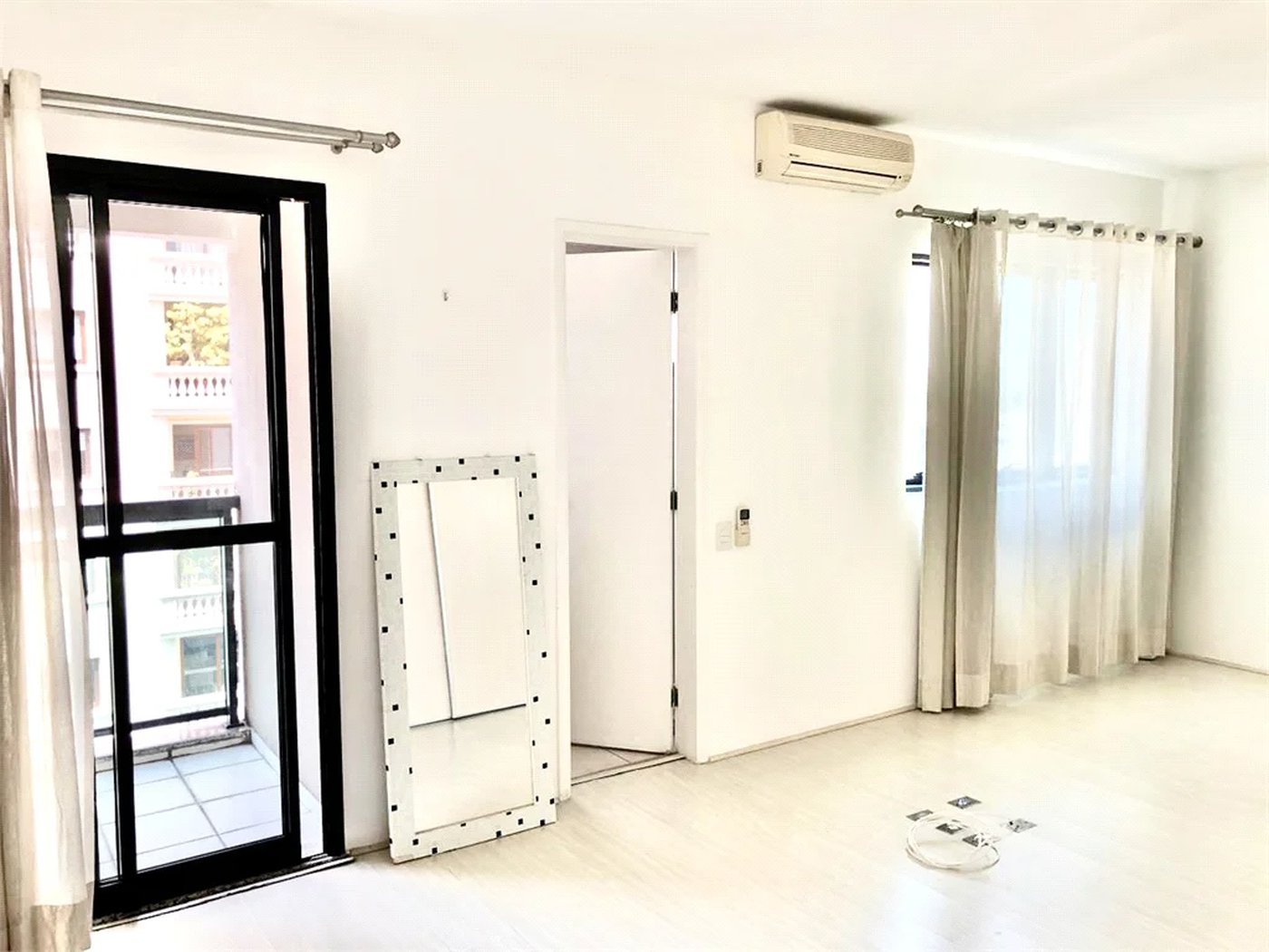 Apartamento à venda com 1 suíte em Pinheiros, São Paulo, SP