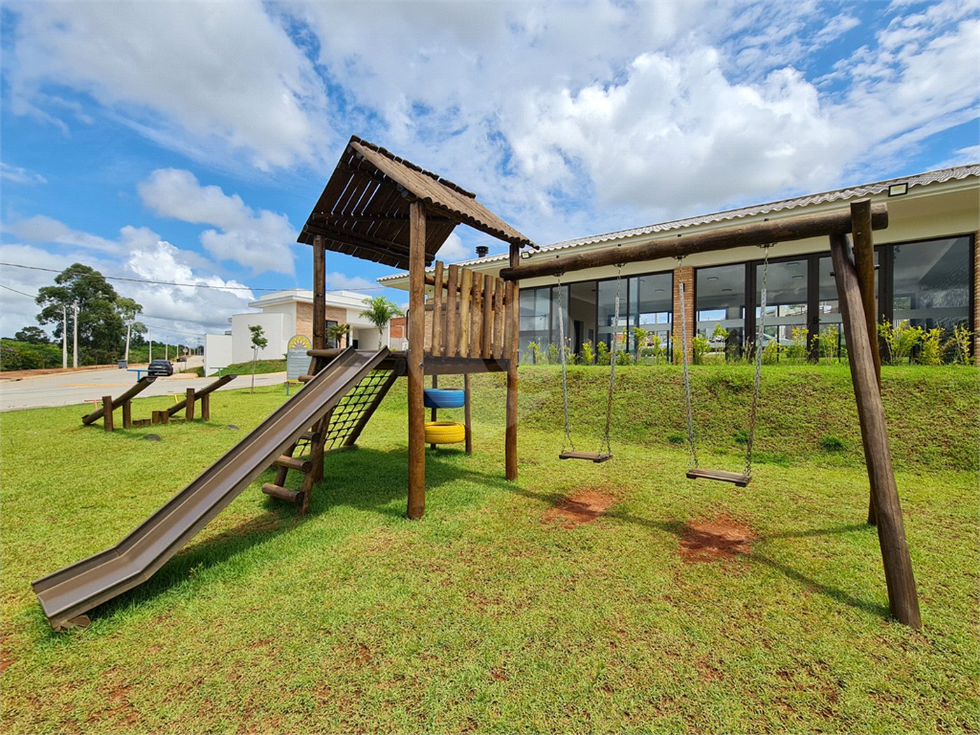 Casa à venda com 3 suítes no condomínio Residencial Villagio Wanel, Sorocaba - SP