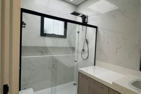 Casa à venda com 3 quartos, sendo 1 suíte, no condomínio Jardim Laguna, Indaiatuba - SP