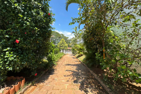 Chácara à venda com 4 quartos, sendo 3 suítes, em Colinas de Indaiatuba, Indaiatuba, SP