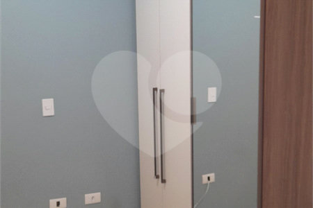Casa à venda com 2 suítes no condomínio Residencial Matos, São Paulo - SP