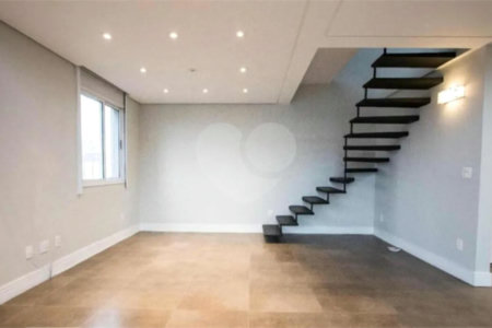 Apartamento à venda com 1 quarto em Vila Suzana, São Paulo, SP