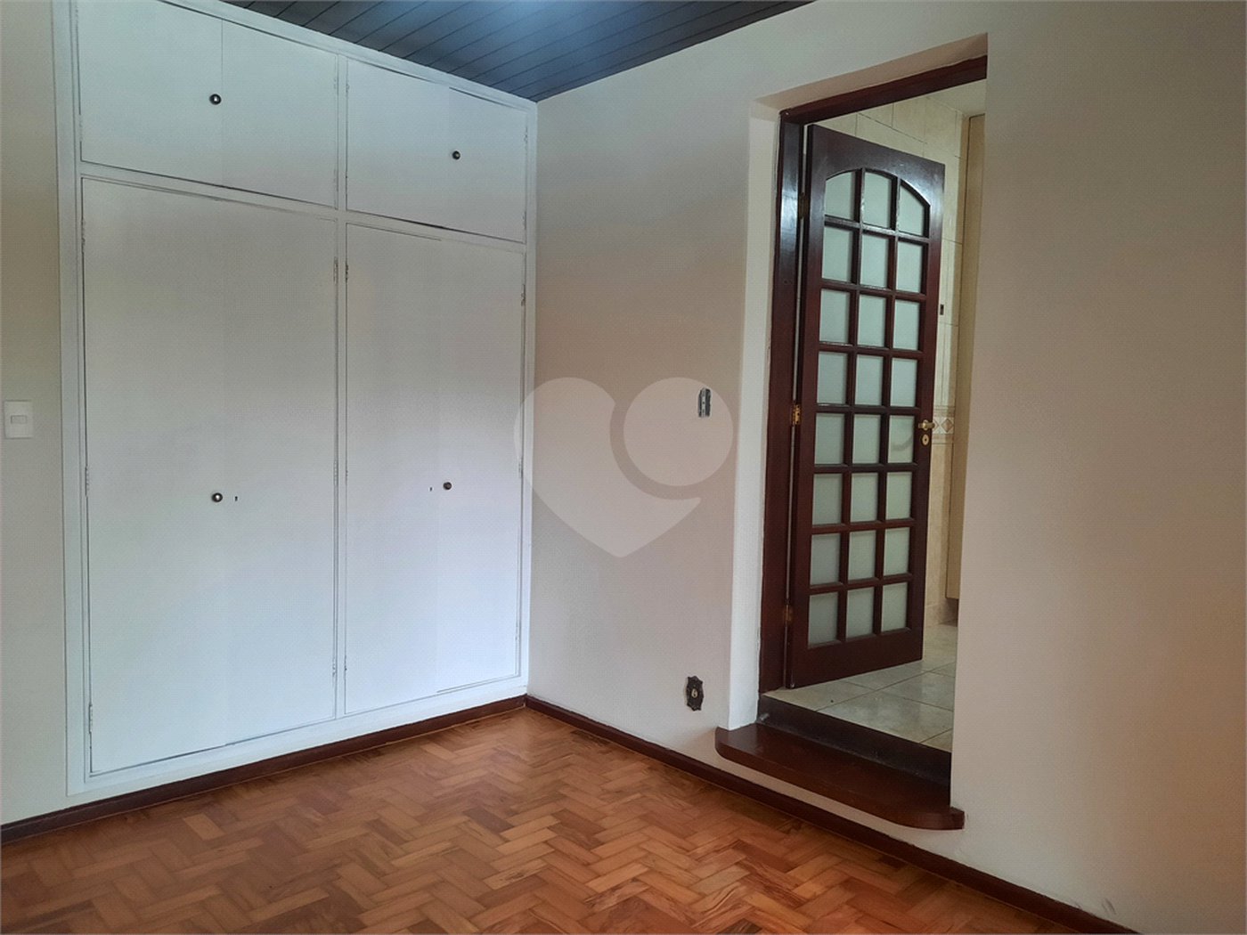 Casa Térrea à venda com 3 quartos, sendo 2 suítes,  em Jardim Marajoara, São Paulo, SP
