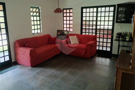 Chácara à venda com 5 quartos, sendo 4 suítes, em Week-end, Jarinu, SP