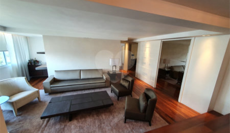 Apartamento à venda com 3 quartos, sendo 2 suítes, em Alto da Boa Vista, São Paulo, SP