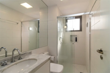 Apartamento à venda com 2 suítes em Santo Amaro, São Paulo, SP