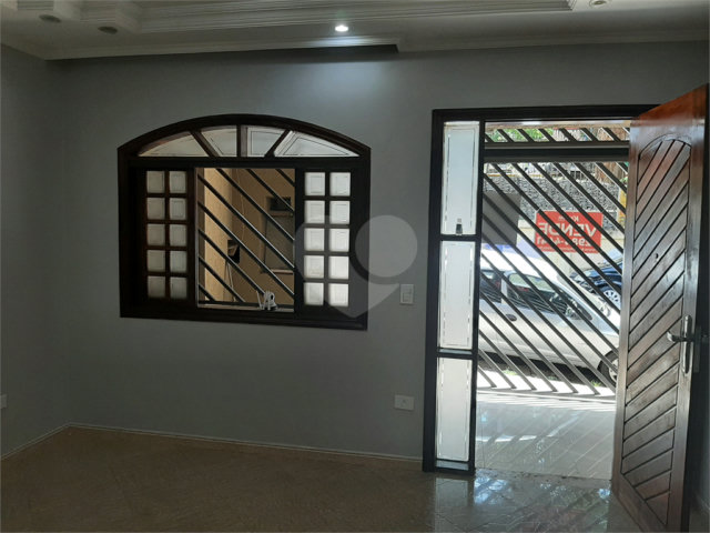 Casa Térrea à venda com 3 quartos, sendo 1 suíte,  em Vila Isolina Mazzei, São Paulo, SP