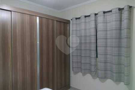 Sobrado à venda com 2 quartos, sendo 1 suíte, em Jardim Márcia, Suzano, SP