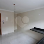 Casa à venda com 3 suítes no condomínio Residencial Gaya, São Paulo - SP