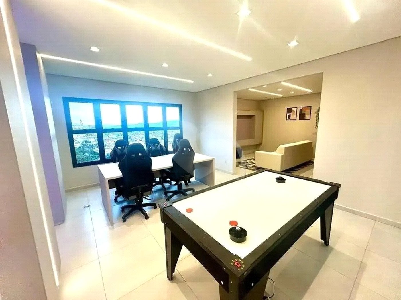 Apartamento à venda com 2 quartos, sendo 1 suíte, em Atibaia Jardim, Atibaia, SP