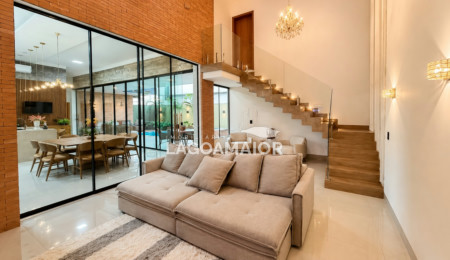 Casa à venda com 4 quartos, sendo 4 suítes, no condomínio Residencial Villa Dumont, Três Lagoas - MS