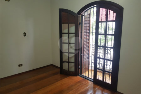 Sobrado à venda com 3 quartos, sendo 1 suíte, em Campo Grande, São Paulo, SP