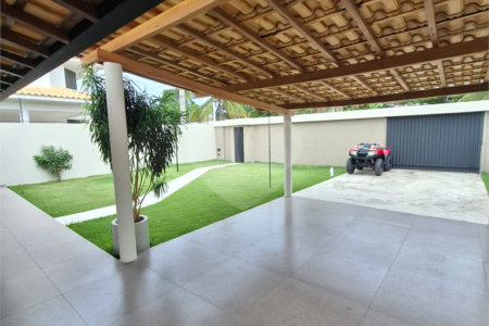 Casa à venda com 3 suítes, em Orla Norte, Porto Seguro, BA