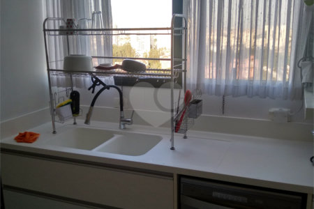 Apartamento à venda com 4 suítes em Jardim Marajoara, São Paulo, SP