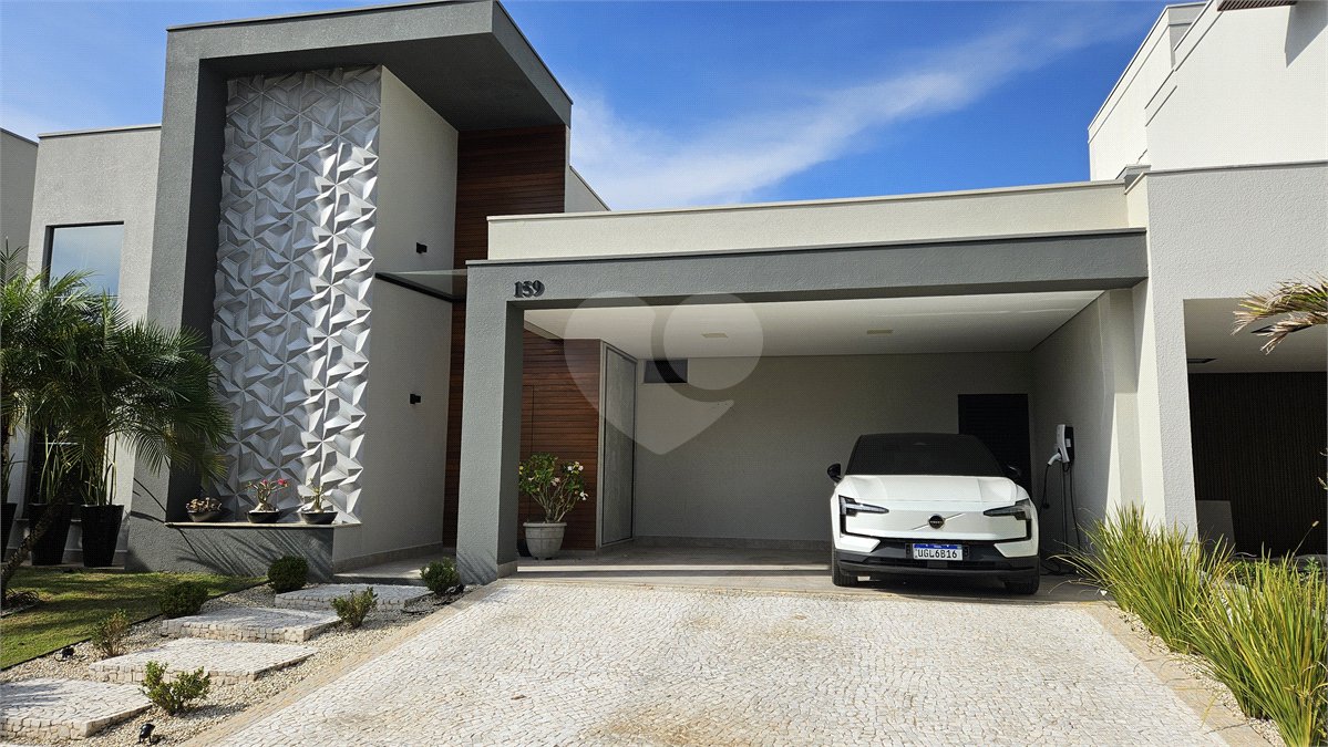Casa à venda com 4 suítes no condomínio Residencial Helvetia Park, Indaiatuba - SP