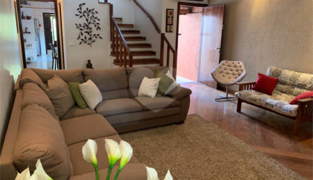 Sobrado à venda com 3 quartos, sendo 1 suíte,  em Jardim Marajoara, São Paulo, SP