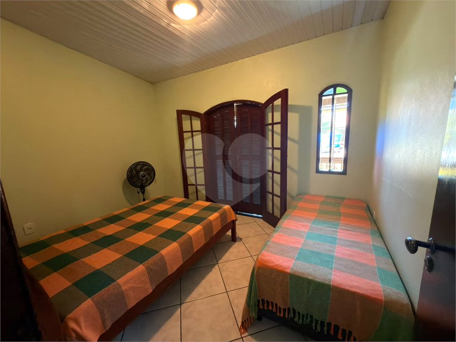 Casa à venda com 7 quartos em Peró, Cabo Frio, RJ