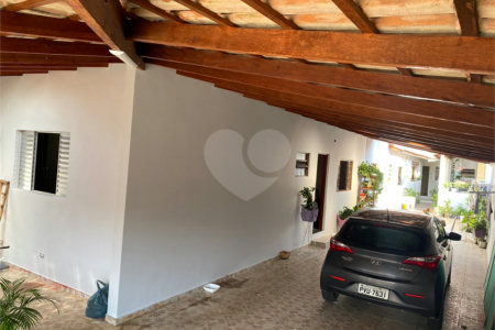 Casa à venda com 2 quartos, sendo 1 suíte, no Centro, Araçoiaba da Serra, SP