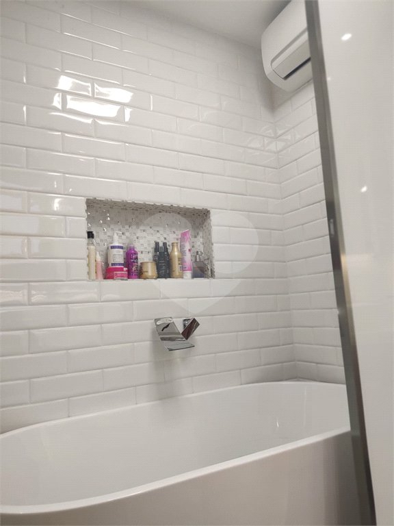 Apartamento à venda com 4 quartos, sendo 2 suítes, em Pinheiros, São Paulo, SP