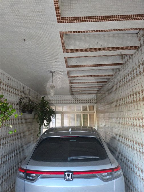 Sobrado à venda com 4 quartos, sendo 1 suíte, em Vila Graciosa, São Paulo, SP