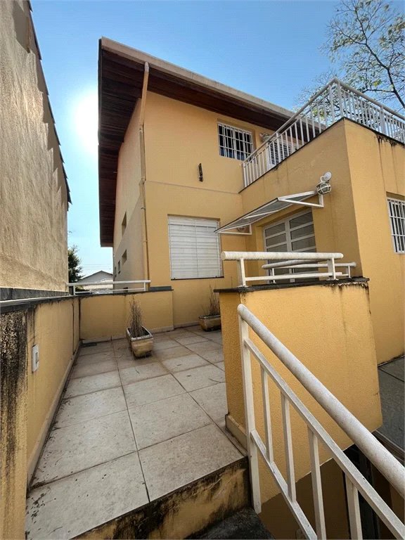 Sobrado à venda com 4 quartos, sendo 1 suíte, em Vila Cordeiro, São Paulo, SP