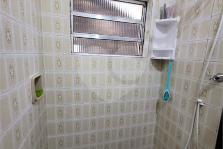 Sobrado à venda com 4 quartos em Vila Jurema, Ferraz de Vasconcelos, SP