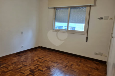 Apartamento à venda ou para alugar com 3 quartos, sendo 1 suíte, em Itaim Bibi, São Paulo, SP