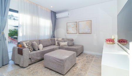 Casa à venda com 4 quartos, sendo 3 suítes,  no condomínio Palm Hill North, São Paulo - SP
