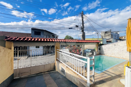 Casa à venda com 4 quartos, sendo 1 suíte, em Campo Grande, Rio de Janeiro, RJ