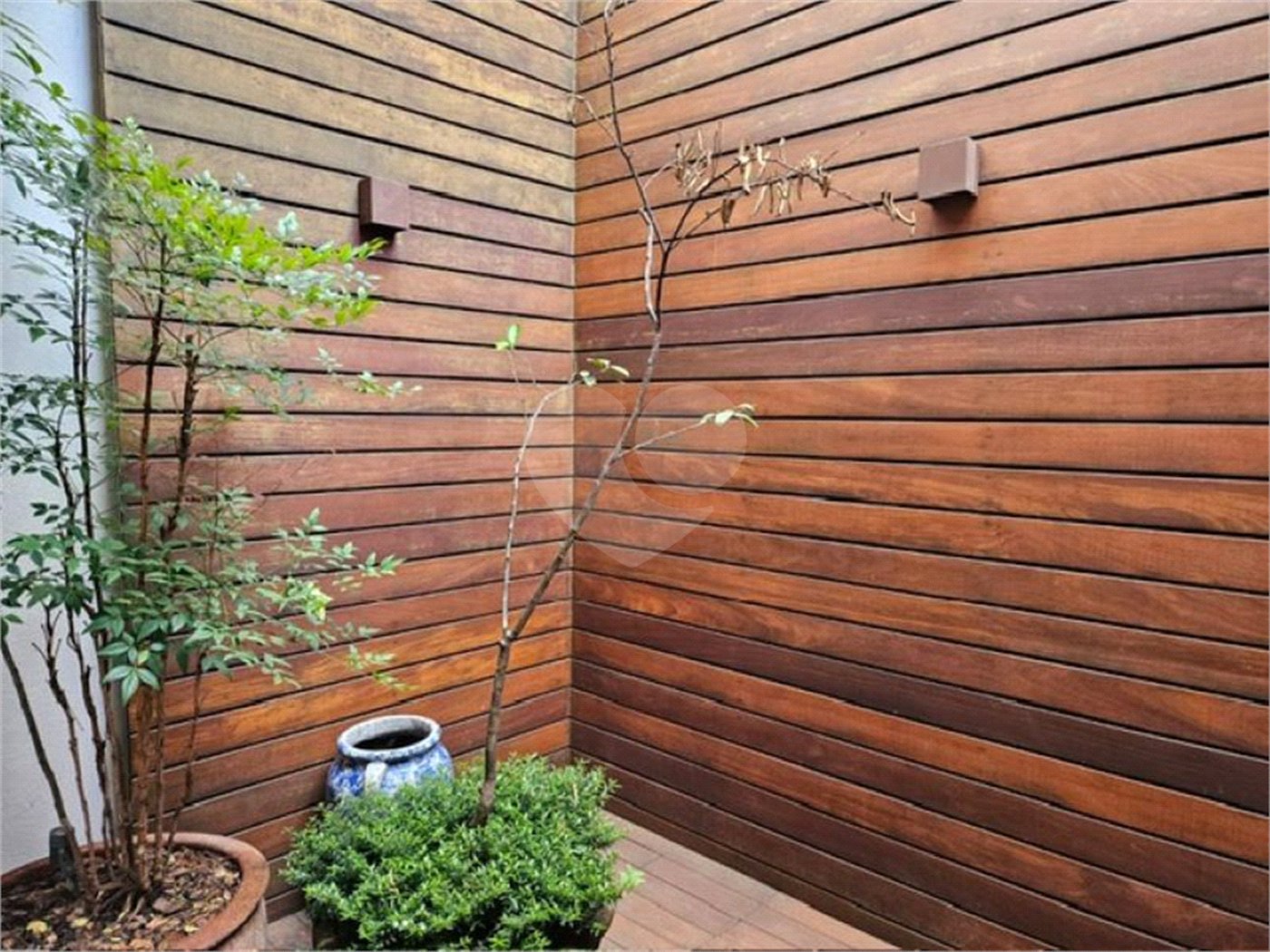 Casa à venda com 4 quartos, sendo 2 suítes,  no condomínio Villa Luxis, São Paulo - SP