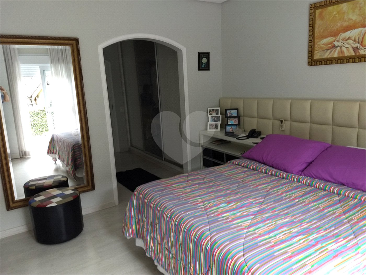Casa Térrea à venda ou para alugar com 4 suítes em Horto, São Paulo, SP
