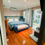 Casa à venda com 4 suítes no condomínio Maison Montparnasse, São Paulo - SP