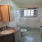 Casa à venda com 4 quartos, sendo 1 suíte, no condomínio Conjunto Residencial Green Village I, Mogi das Cruzes - SP
