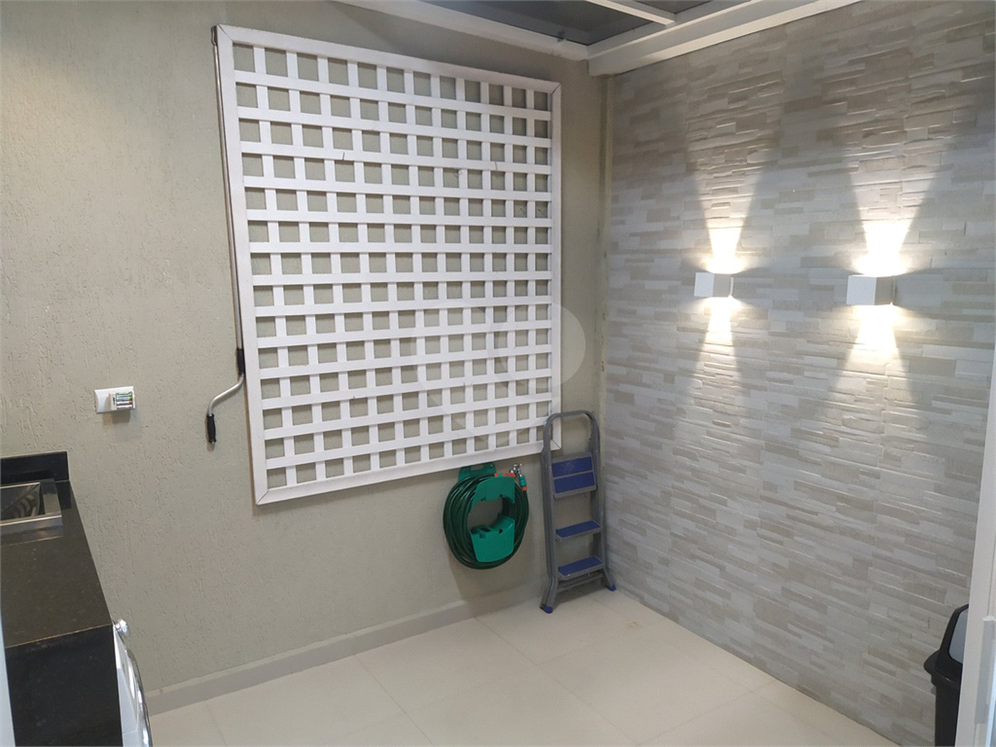 Casa à venda com 3 quartos, sendo 1 suíte, no condomínio Piemonte - Angelo Bortolo, São Paulo - SP