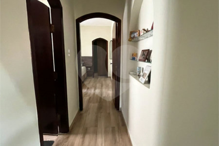 Sobrado à venda com 3 quartos, sendo 1 suíte, em Vila Paulicéia, São Paulo, SP