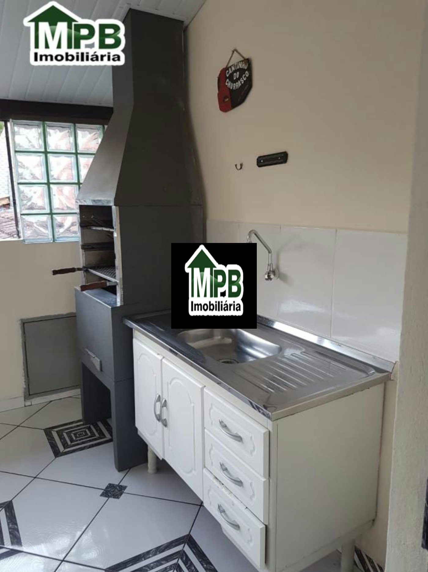 Sobrado à venda com 2 quartos, sendo 1 suíte, em Jardim Santa Luiza, Sorocaba, SP