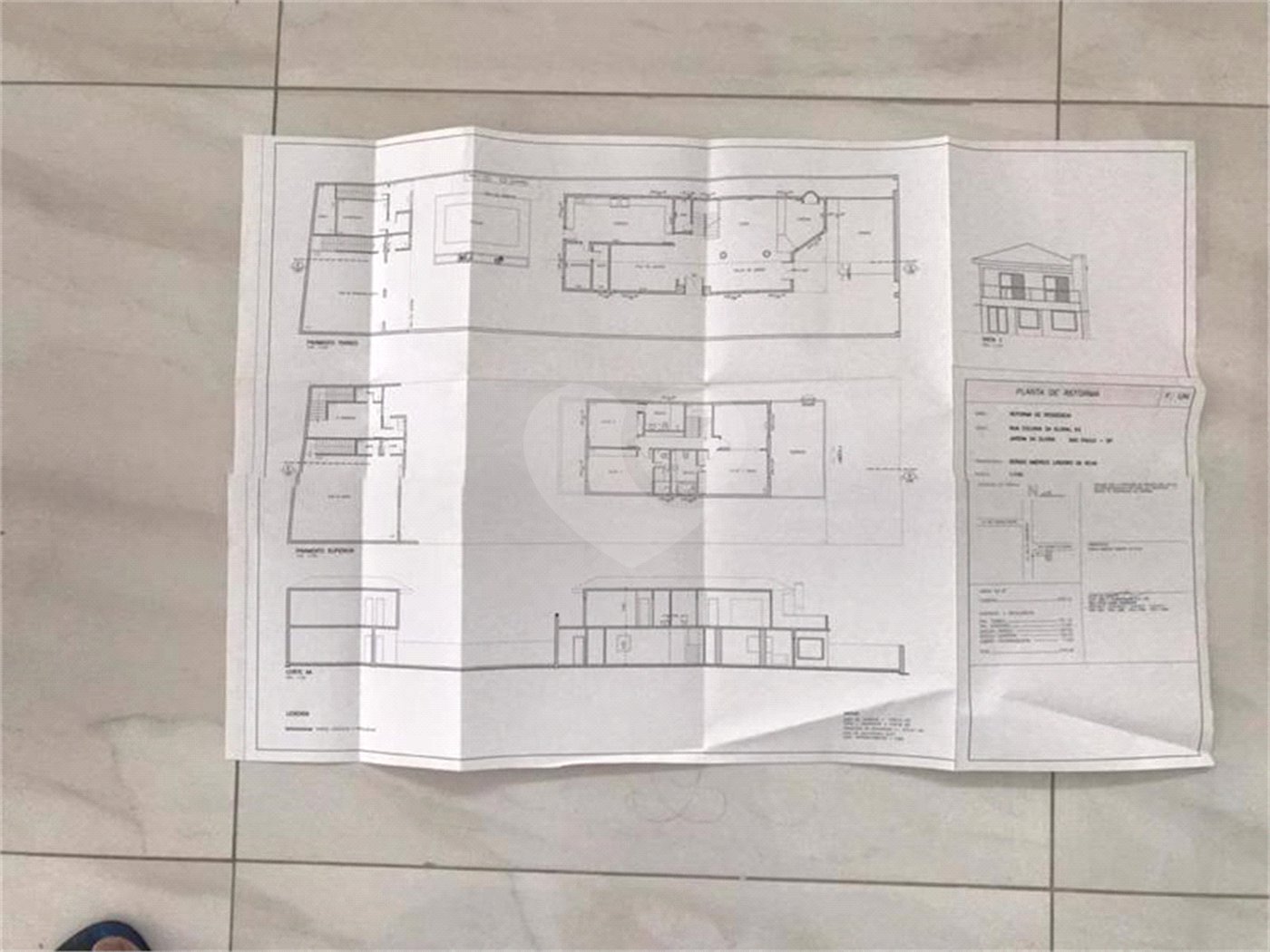 Casa à venda com 4 quartos, sendo 3 suítes, em Vila Mariana, São Paulo, SP