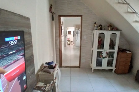 Sobrado à venda com 3 quartos, sendo 1 suíte,  em Vila Medeiros, São Paulo, SP