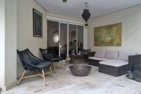 Casa à venda com 3 suítes no condomínio Solares Vila Europa, São Paulo - SP