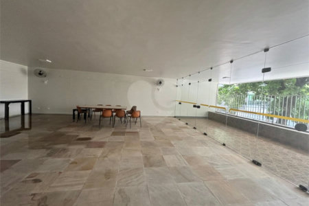 Apartamento à venda com 4 quartos, sendo 1 suíte, em Tijuca, Rio de Janeiro, RJ