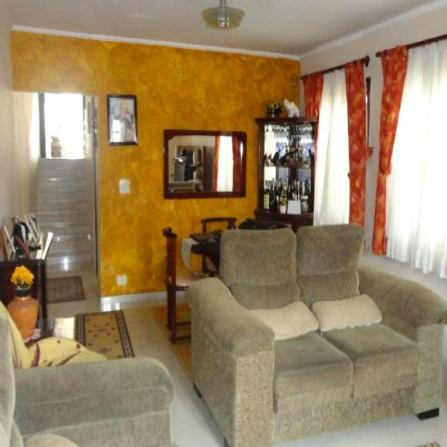 Casa à venda com 3 quartos, sendo 1 suíte, em Jardim Esmeralda, São Paulo, SP